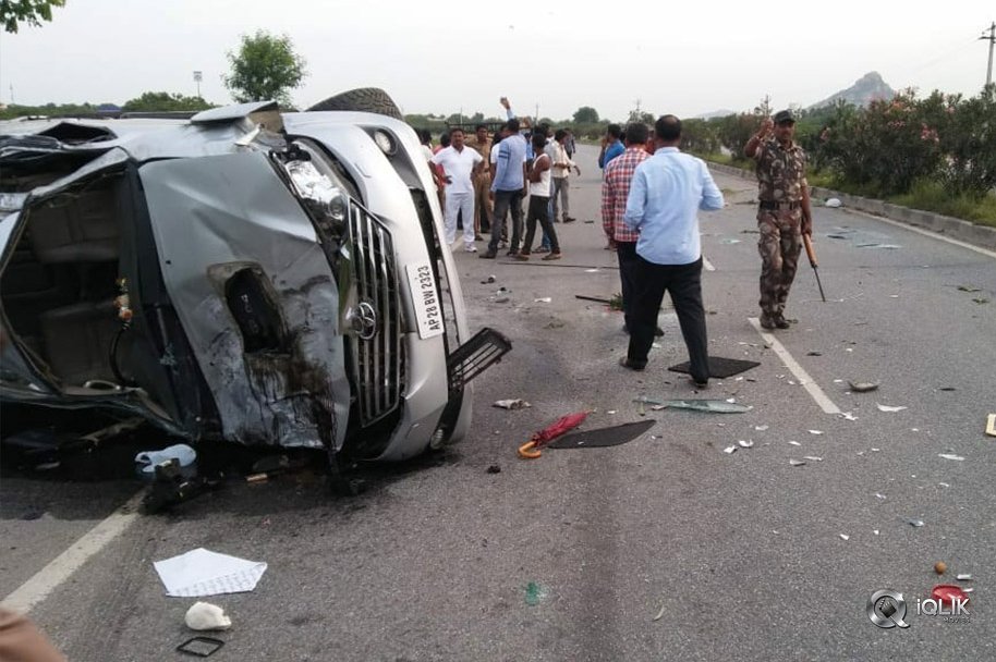 Nandamuri-Harikrishna-Accident-Photos